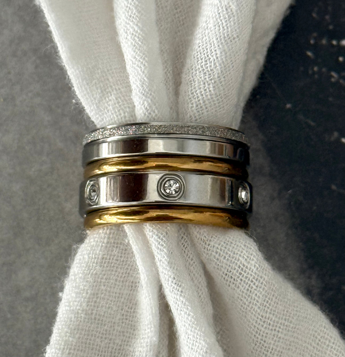 CHEVALIER NEXUS RING (Size 6)