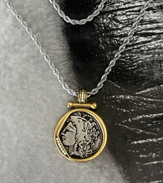 VINTAGE TWIST NECKLACE