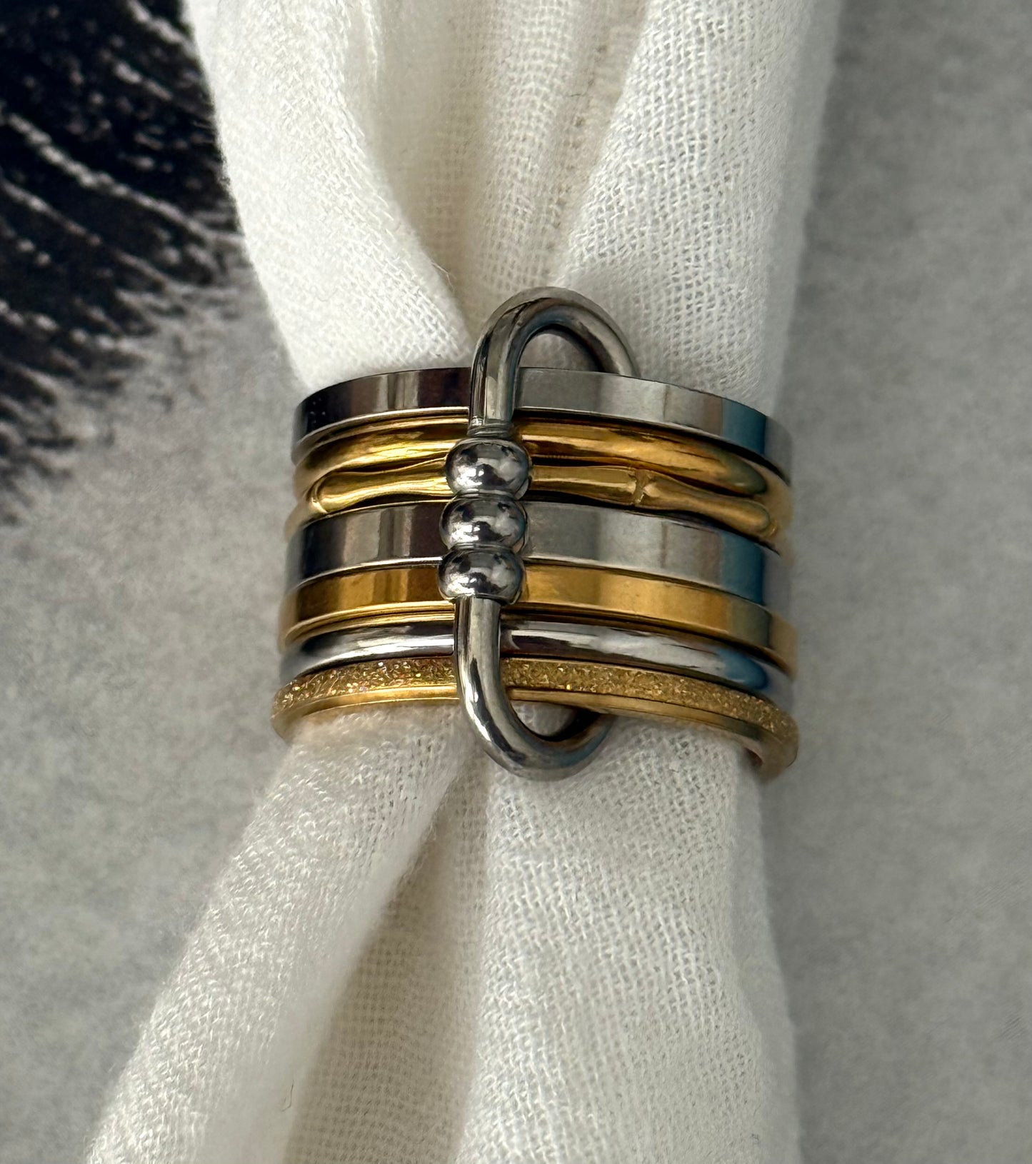 ELEVATED STACK RING (SIZE 9)