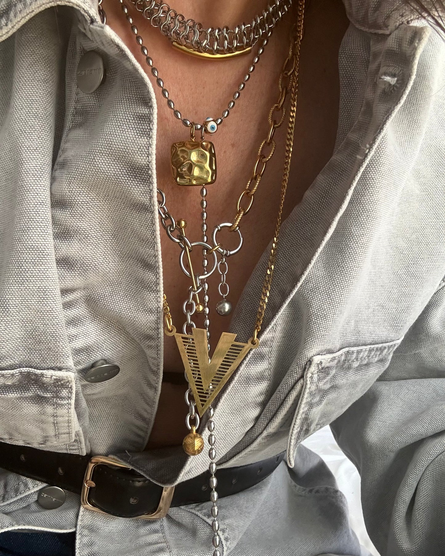 GOLDEN DRIFT TIE NECKLACE