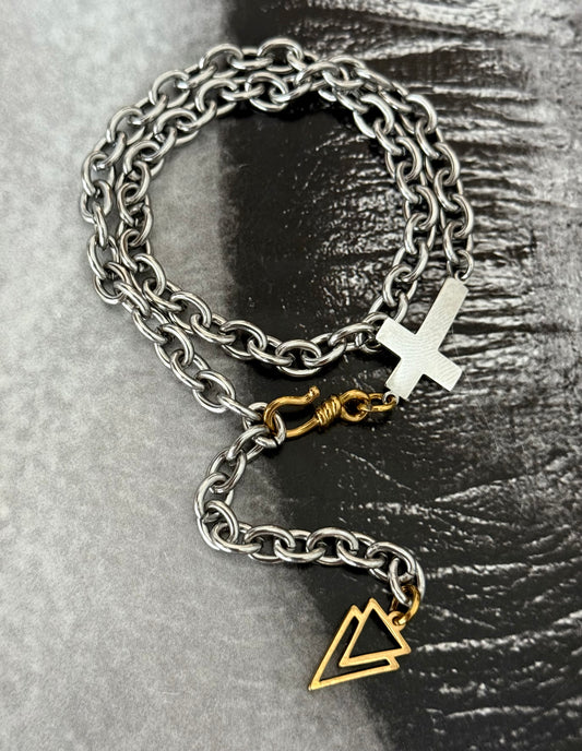 CROSS HOOK CHAIN