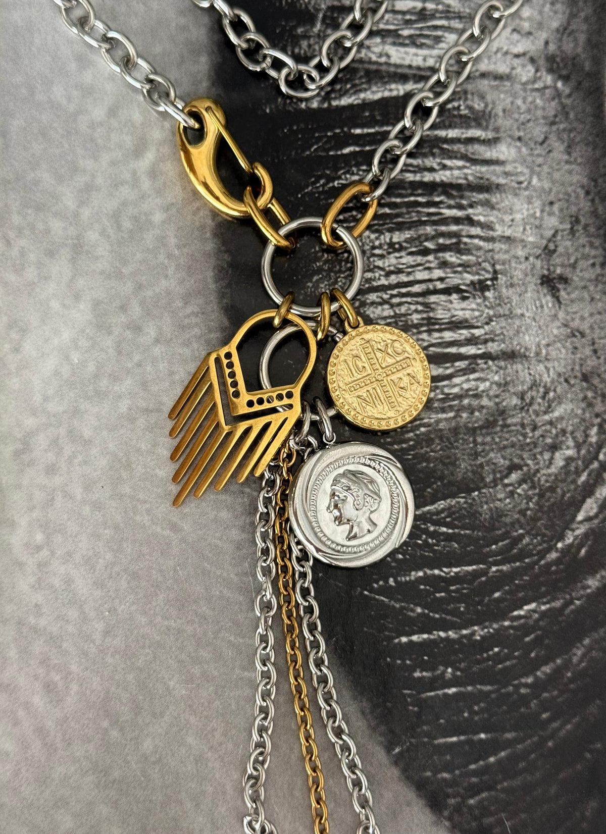 CHARM LAYER NECKLACE