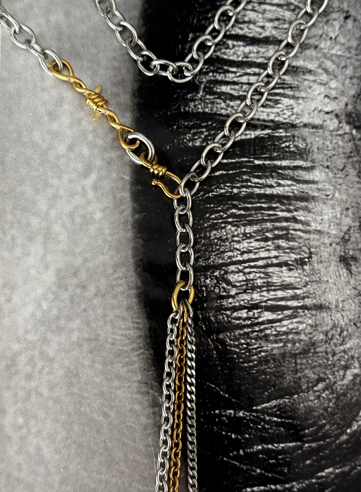 CHAIN TIE NECKLACE