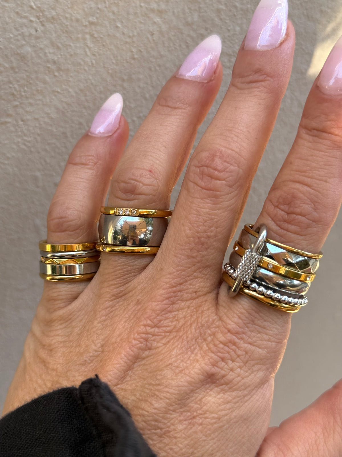 CONNECTED 6 RING (SIZE 8)