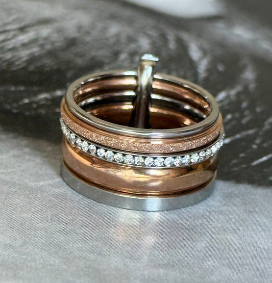 VELVET GLOW RING (Size 9)