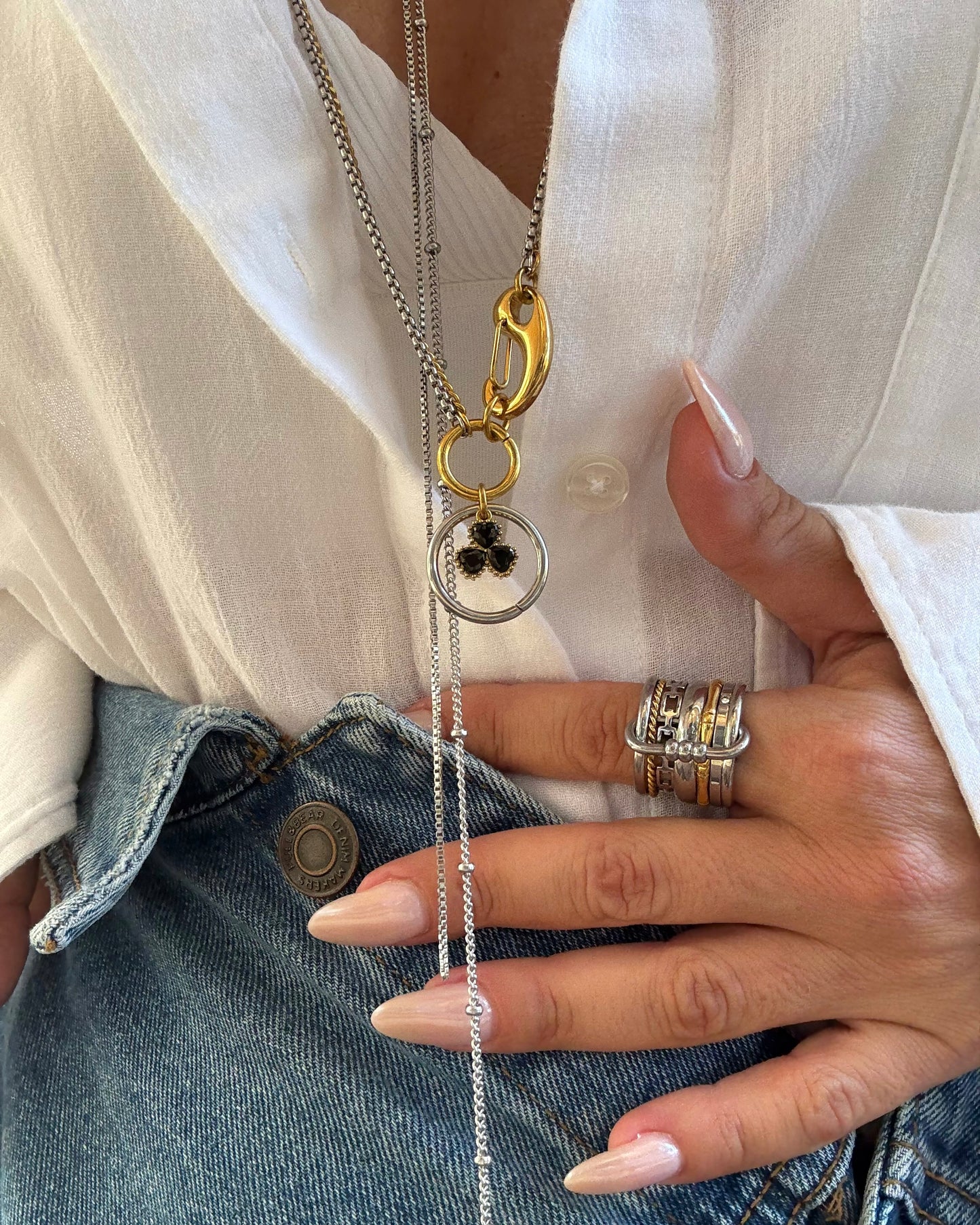 MIX & METAL CLOVER NECKLACE