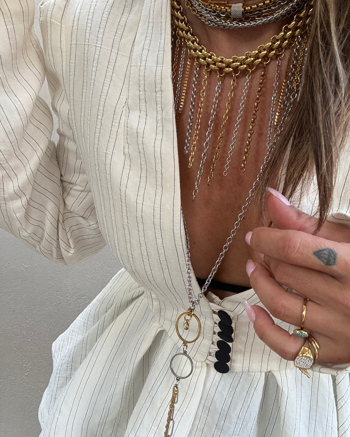 CHAIN DROP NECKLACE