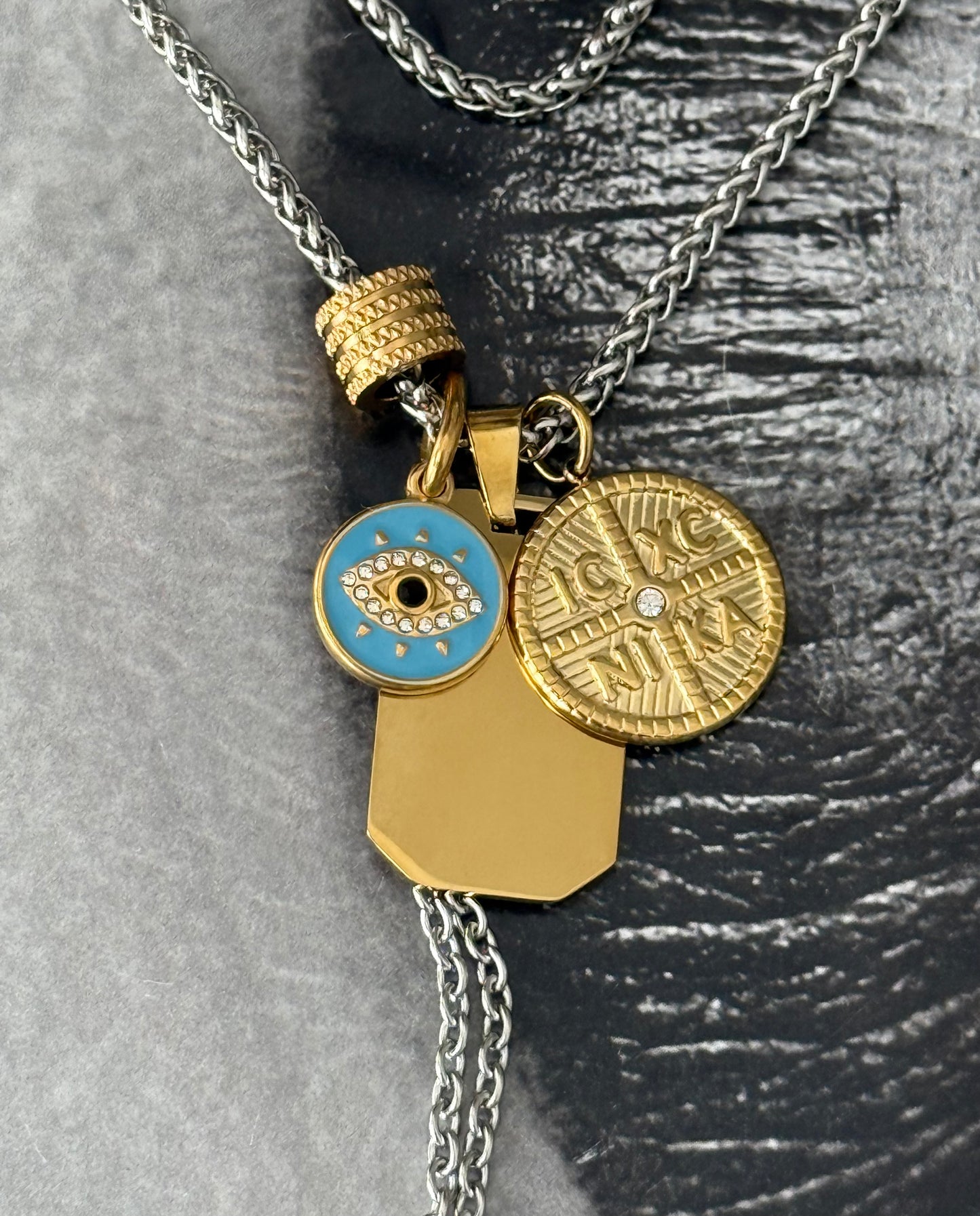 LUCK & LIGHT NECKLACE