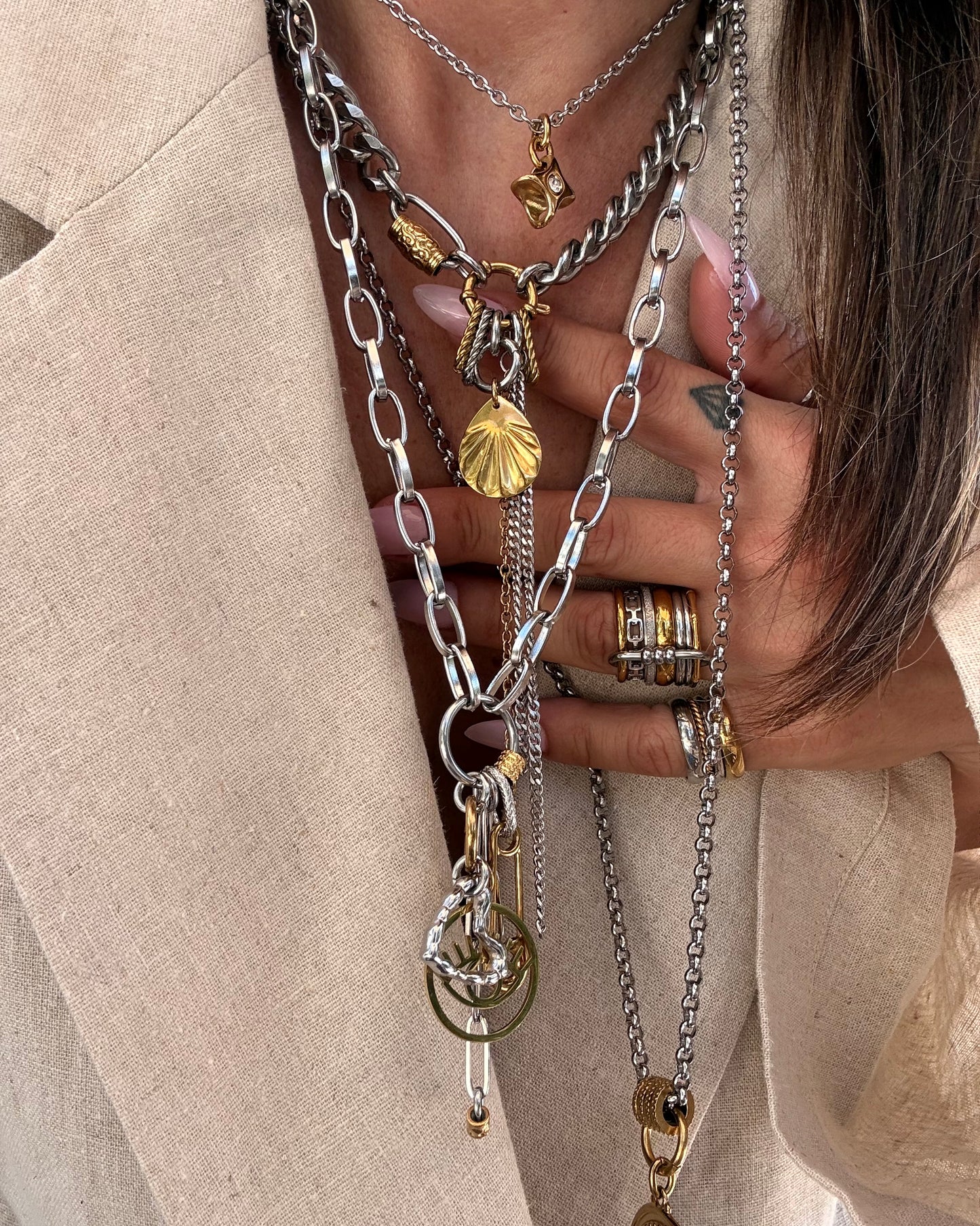 EVOLVE NECKLACE
