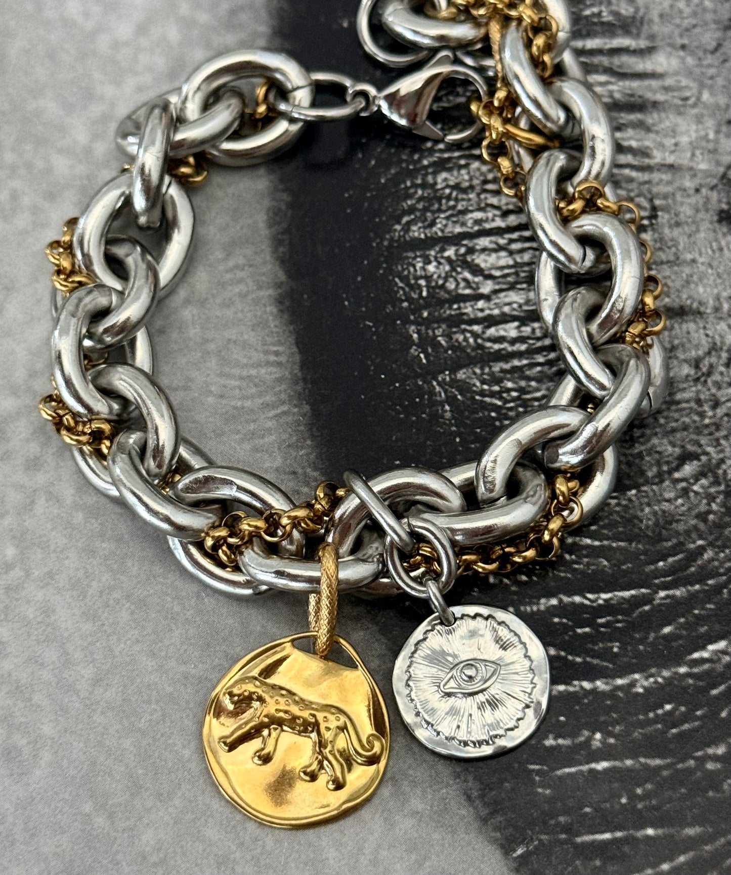 DOUBLE CHAIN CHUNKY BRACELET