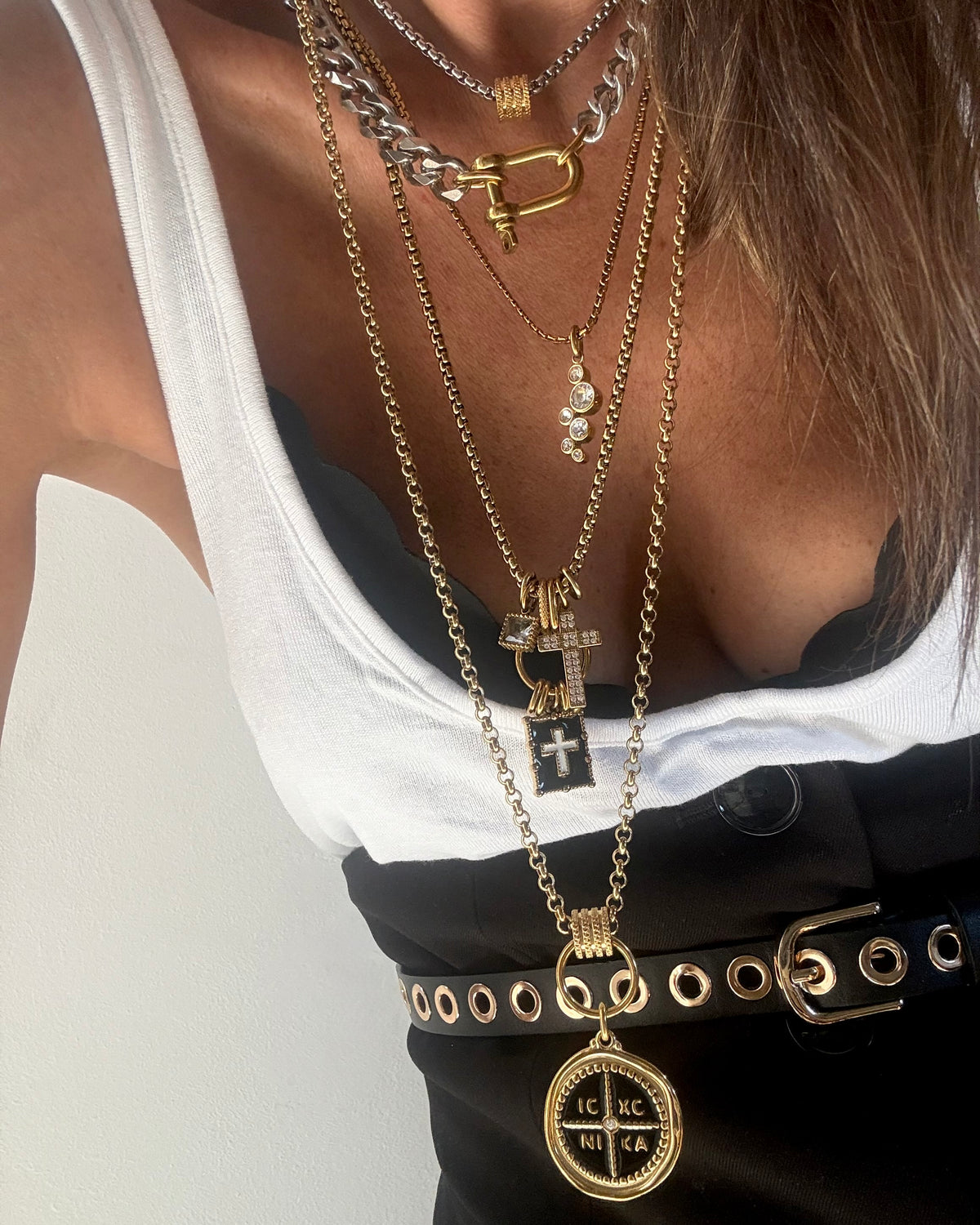CROSS CHARMS NECKLACE