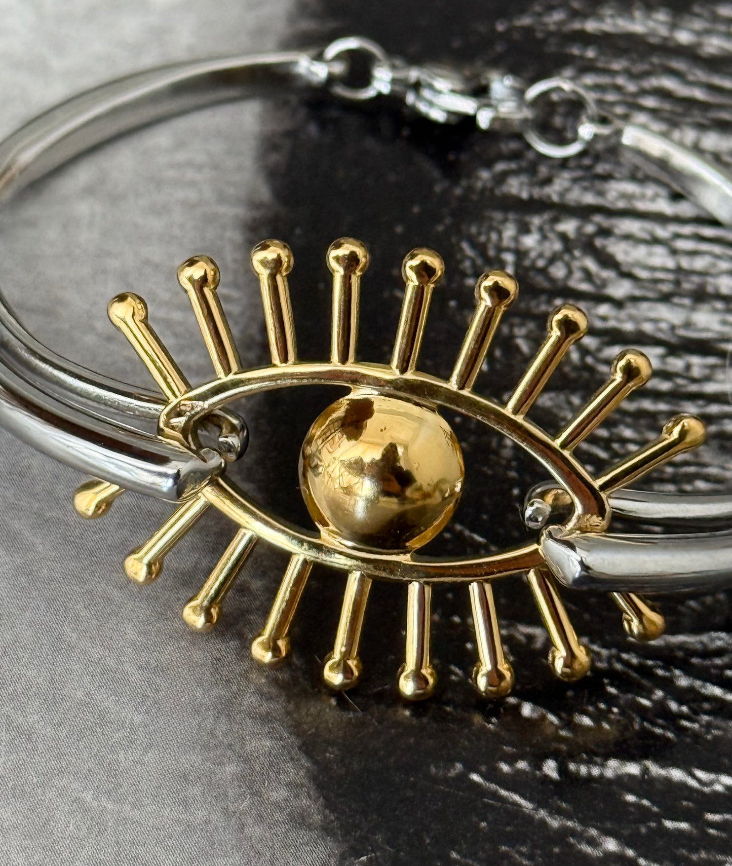PURE EYE BANGLE