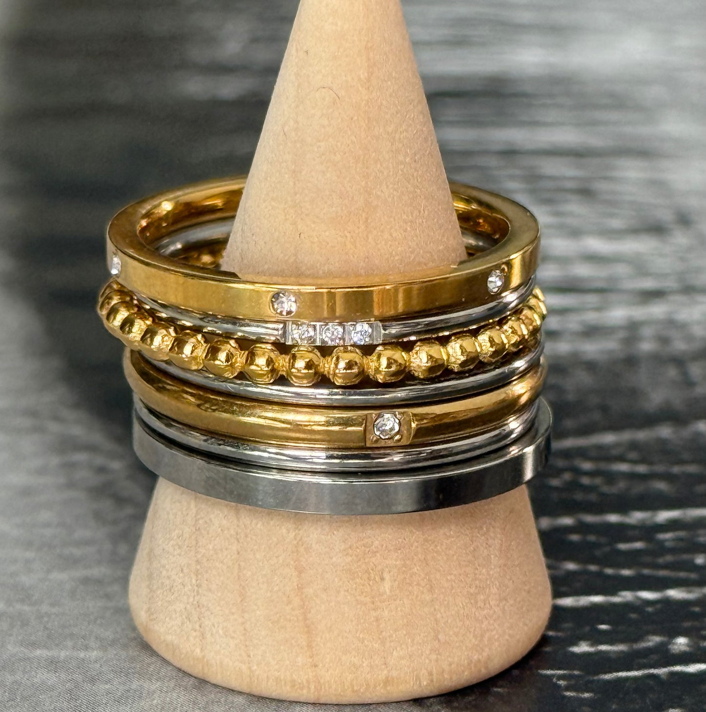 BUBBLE STACK RING (SIZE 9)
