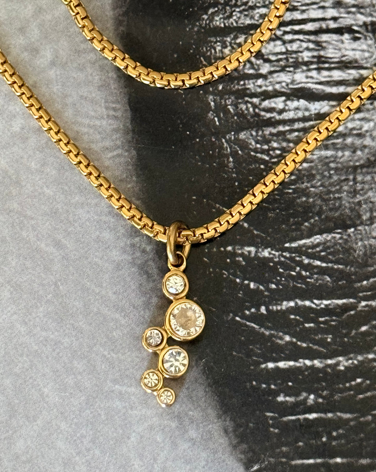 CRYSTAL DROP NECKLACE