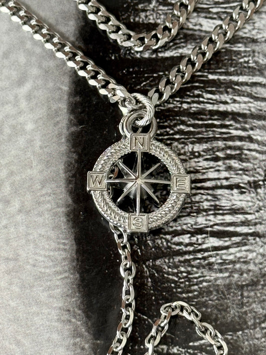 NORTH STAR TIE NECKLACE