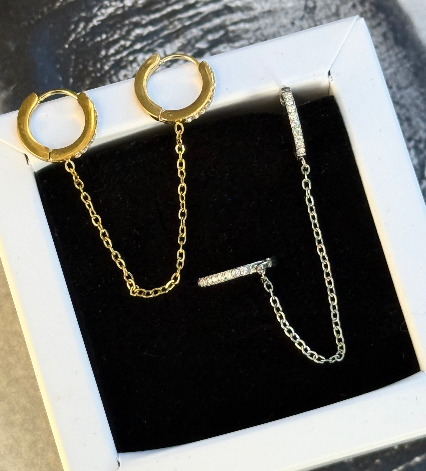 CRYSTAL LINK - ONE PIECE EARRING