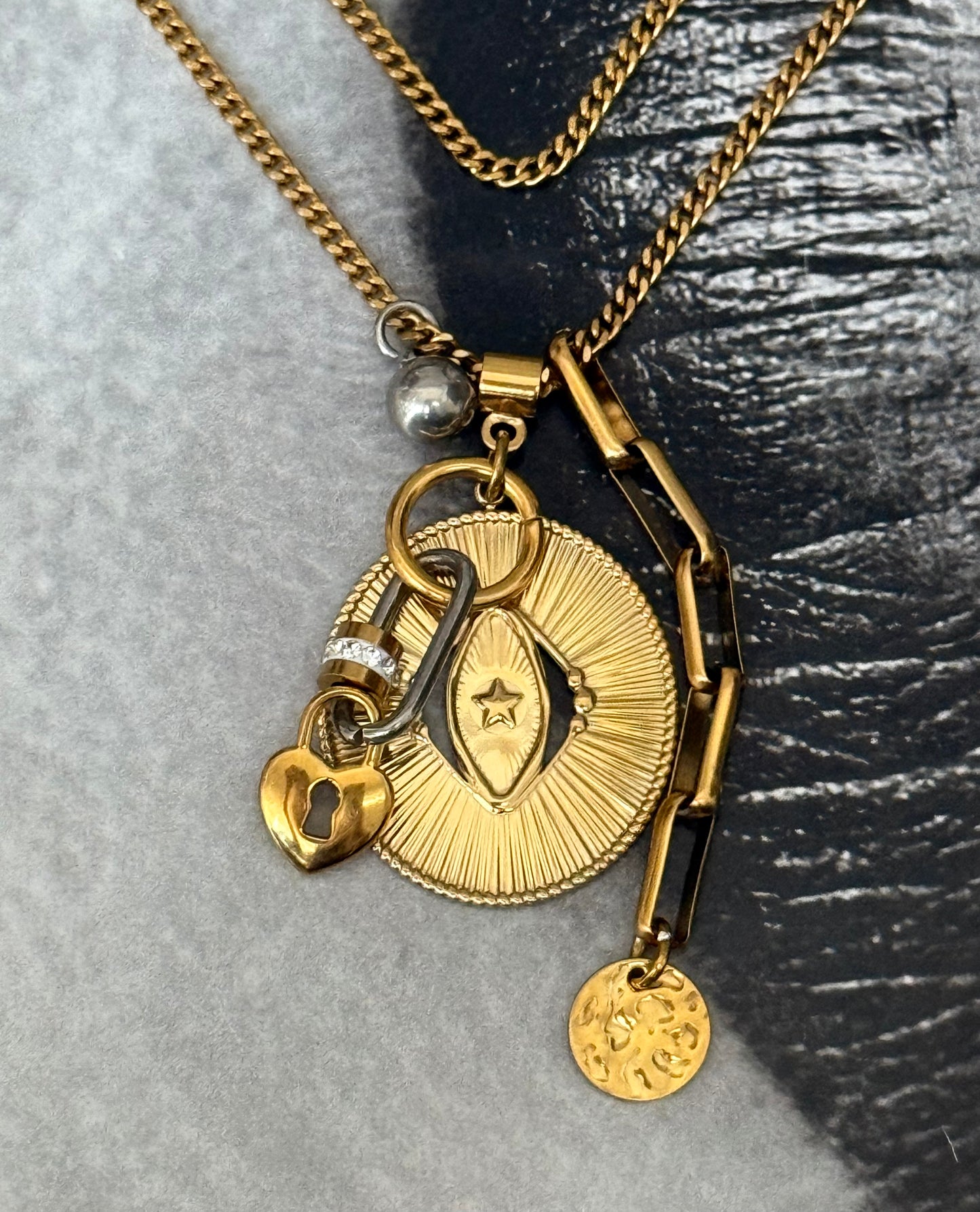 LOCKED VISION NECKLACE