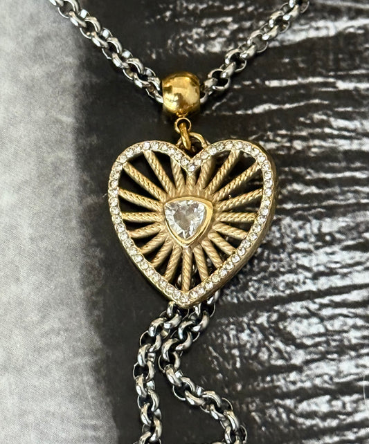 RADIANT HEART LARIAT NECKLACE