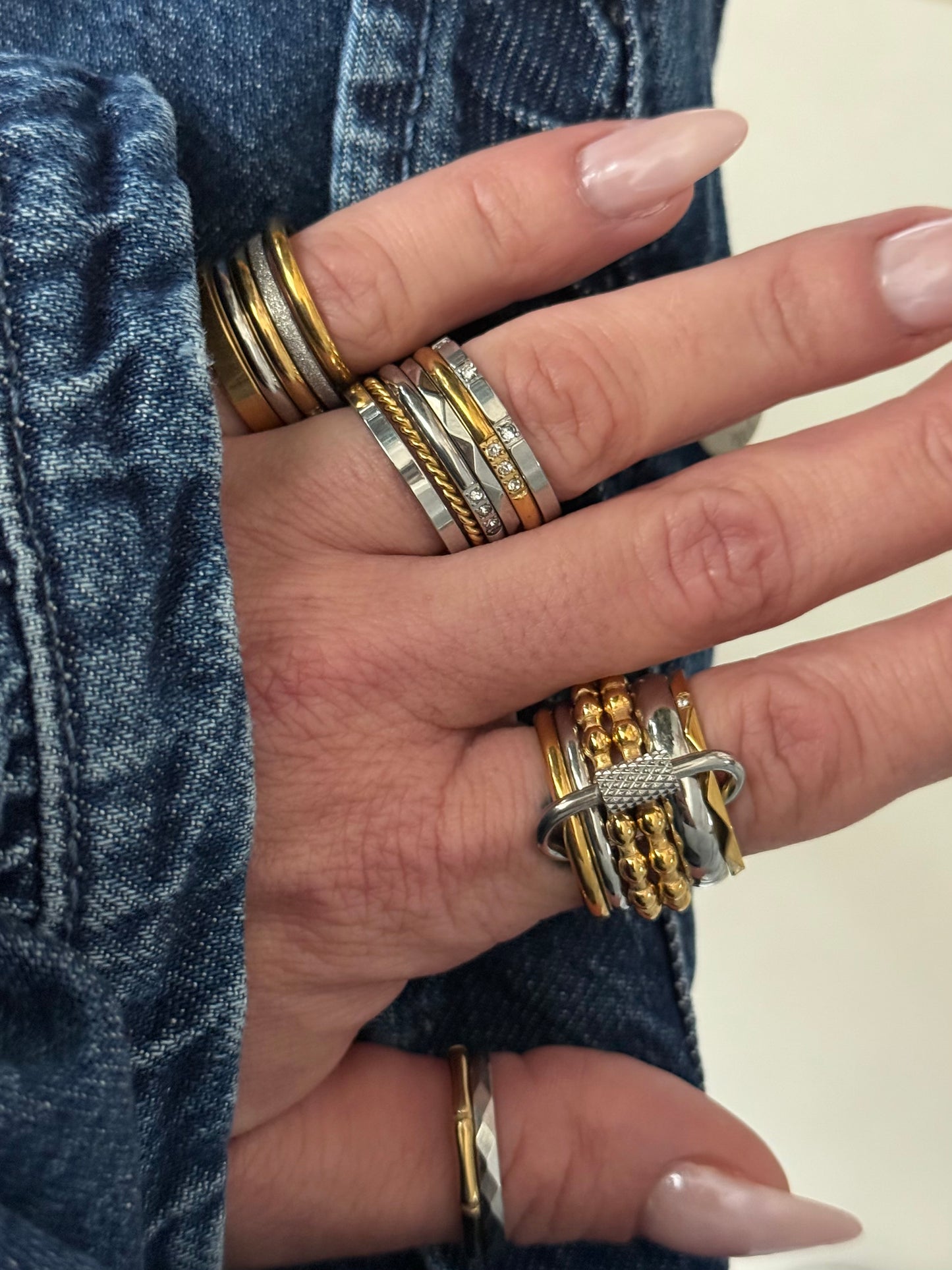 DOUBLE BUBBLE RING (SIZE 7)