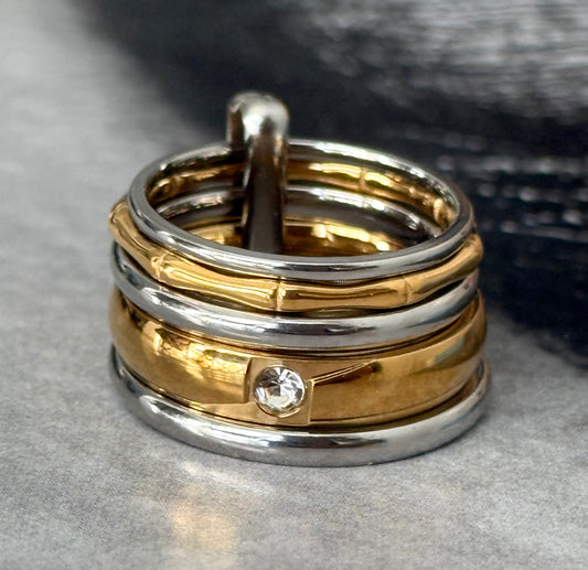 CHEVALIER INFINITY SET RING (SIZE 6)