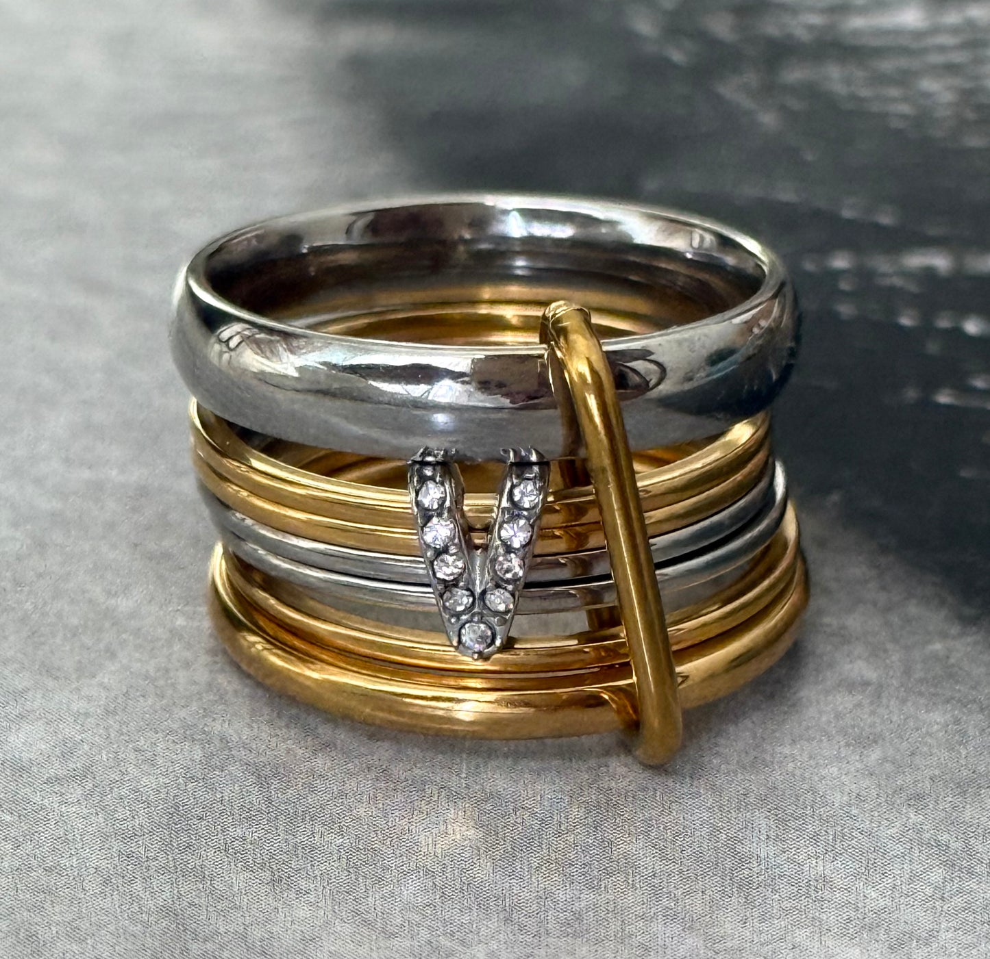 GLEAM SET RING (SIZE 9)