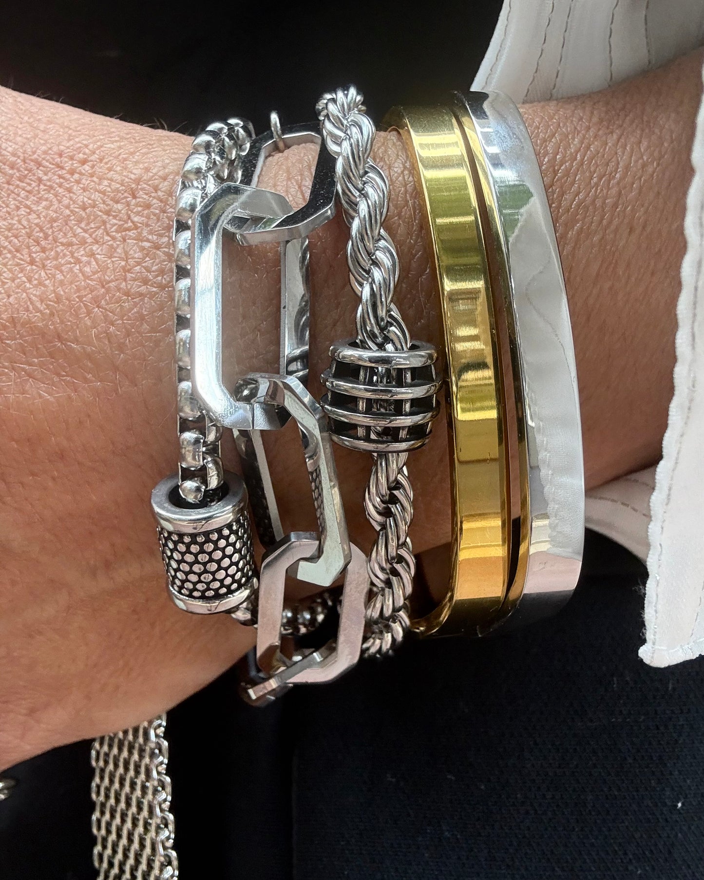 SQUARE BANGLE