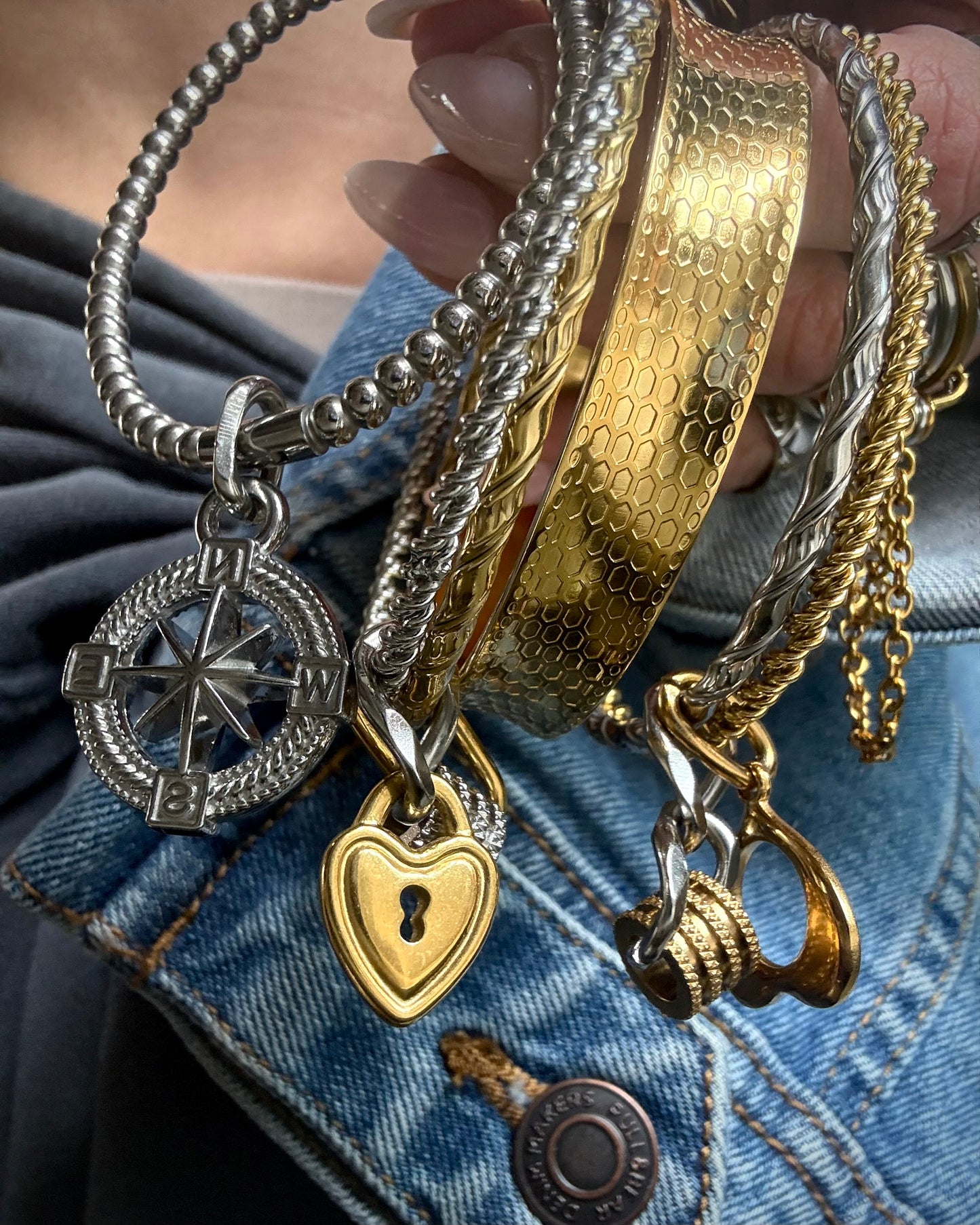 MIX HEART BANGLE