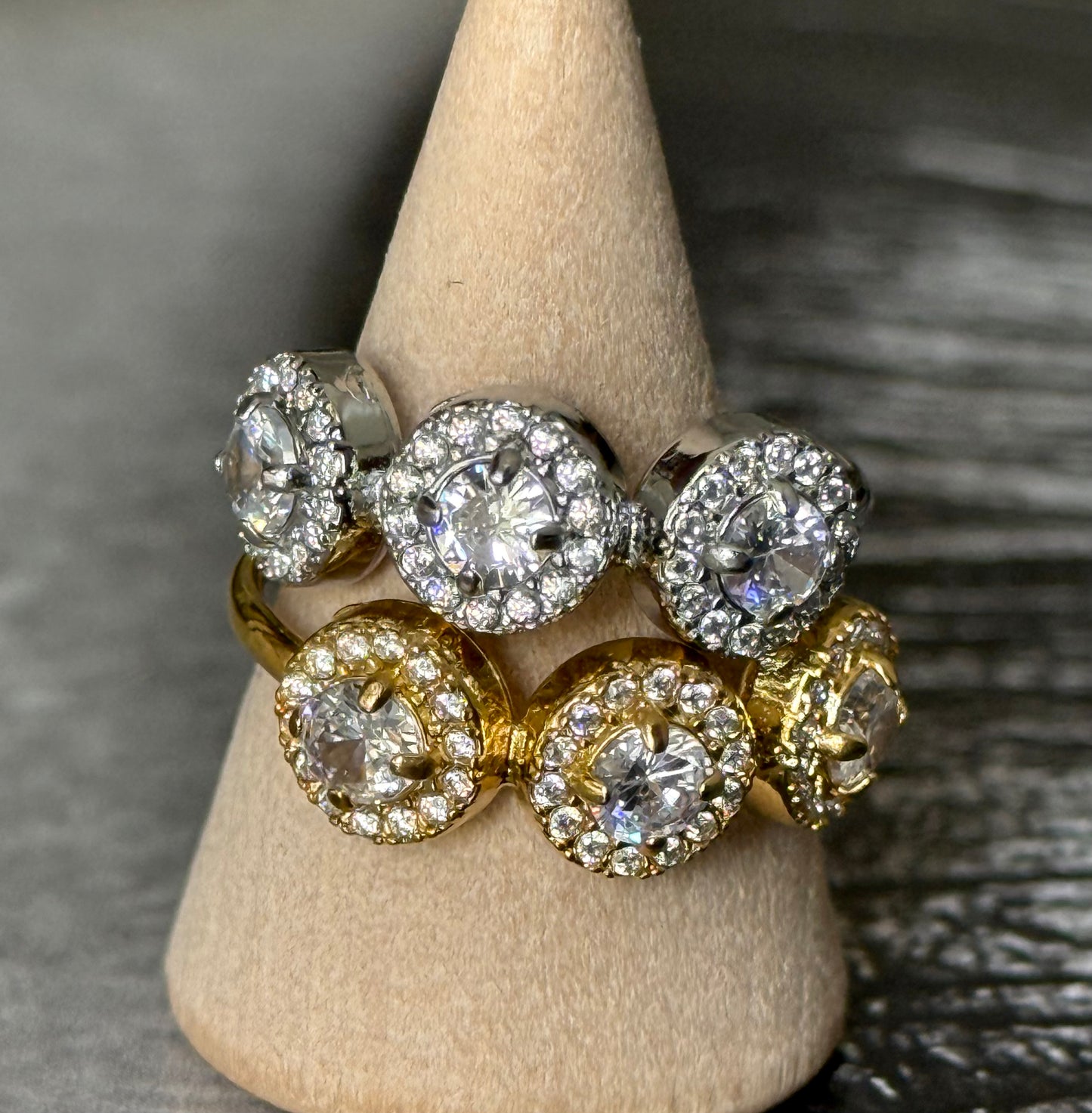 GLOW ADJUSTABLE RING