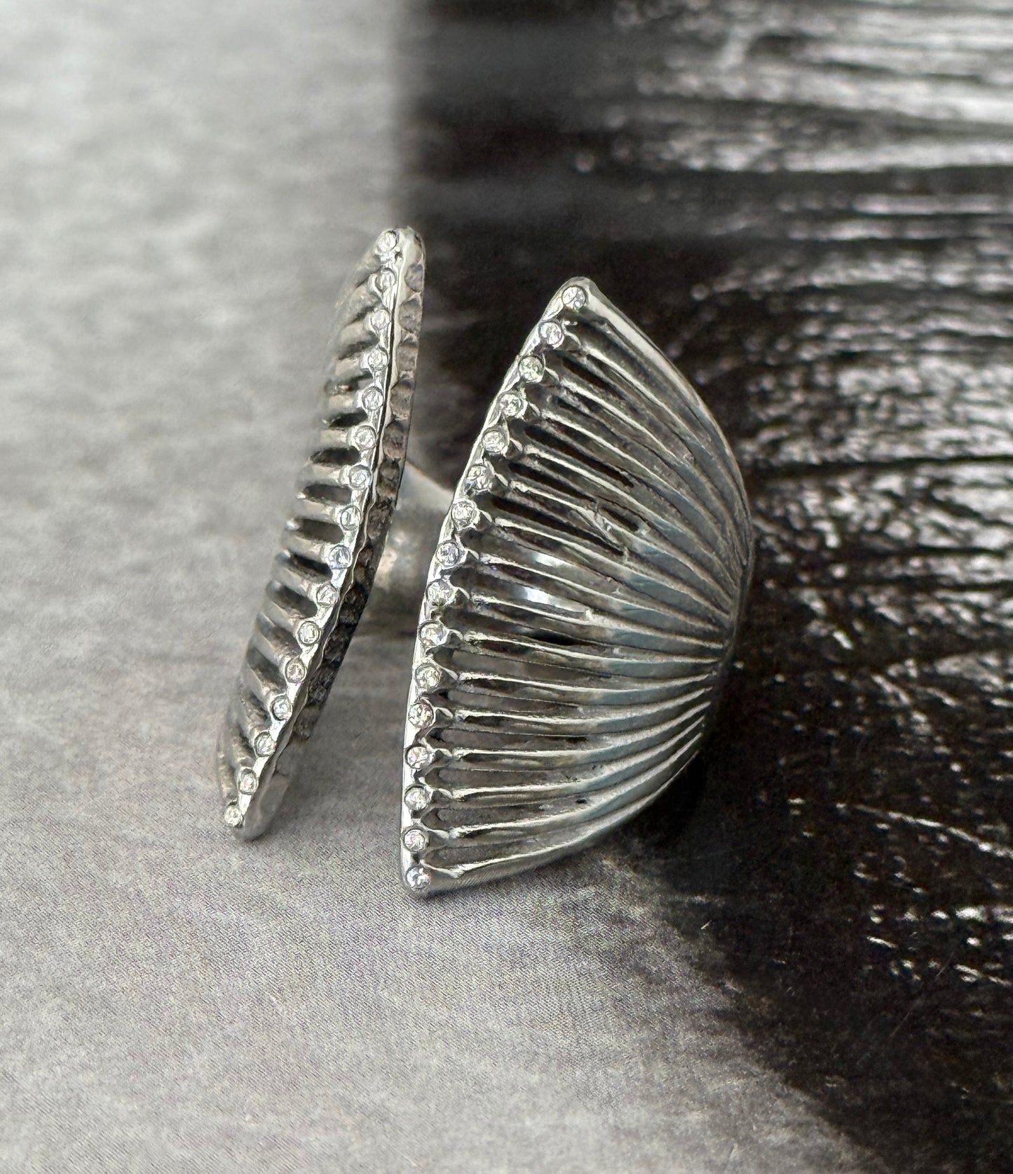GLOW RING SILVER