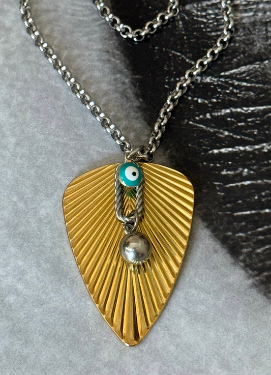 GOLDEN LEAF LONG NECKLACE