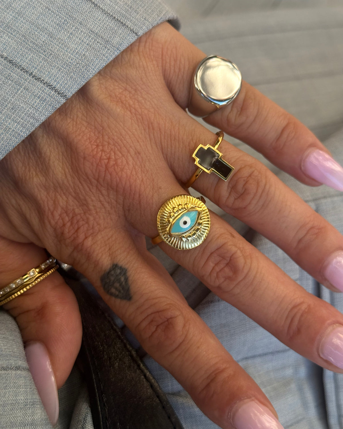BLACK CROSS ADJUSTABLE RING