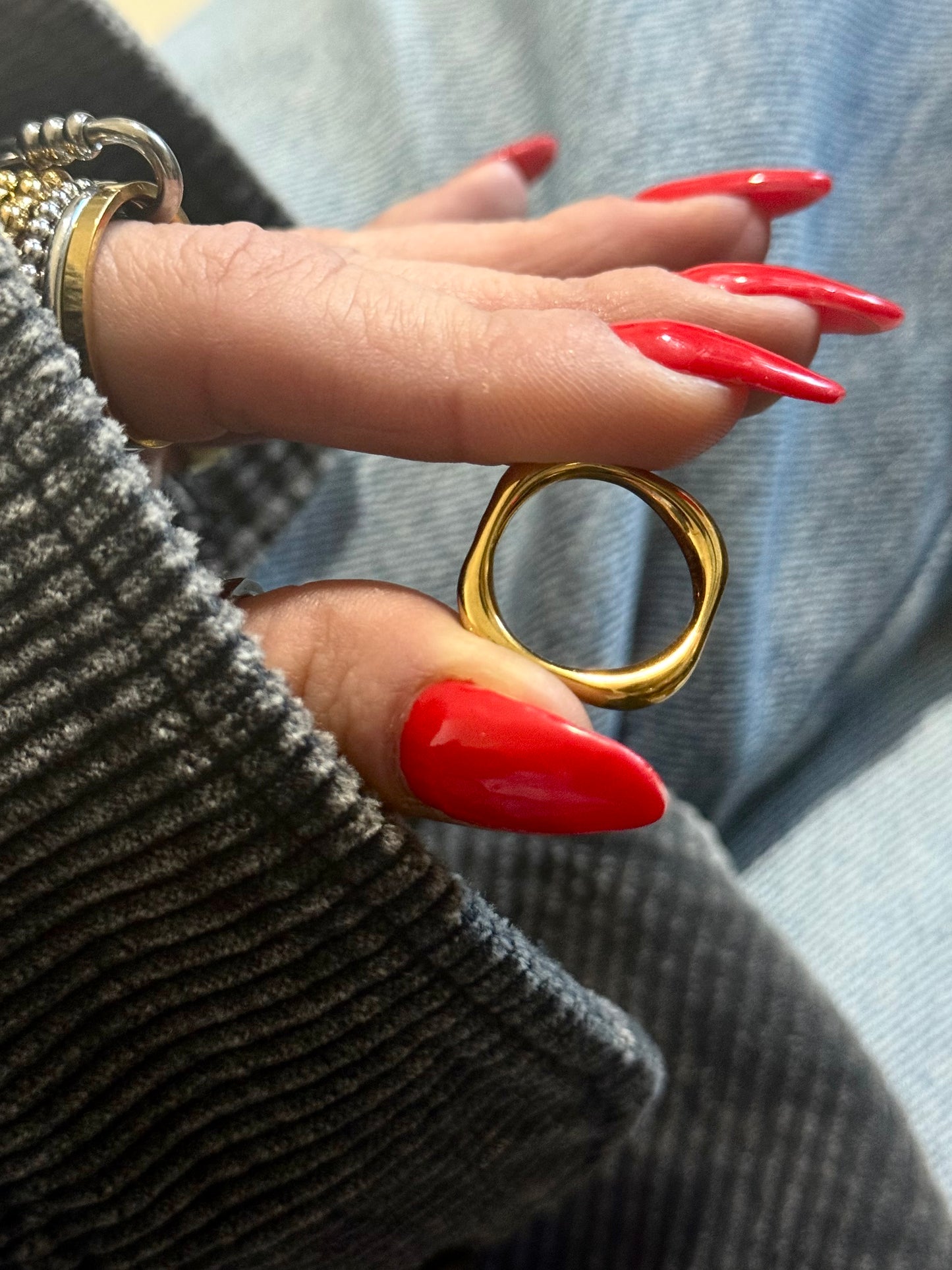 SQUARE GOLD MINIMAL RING