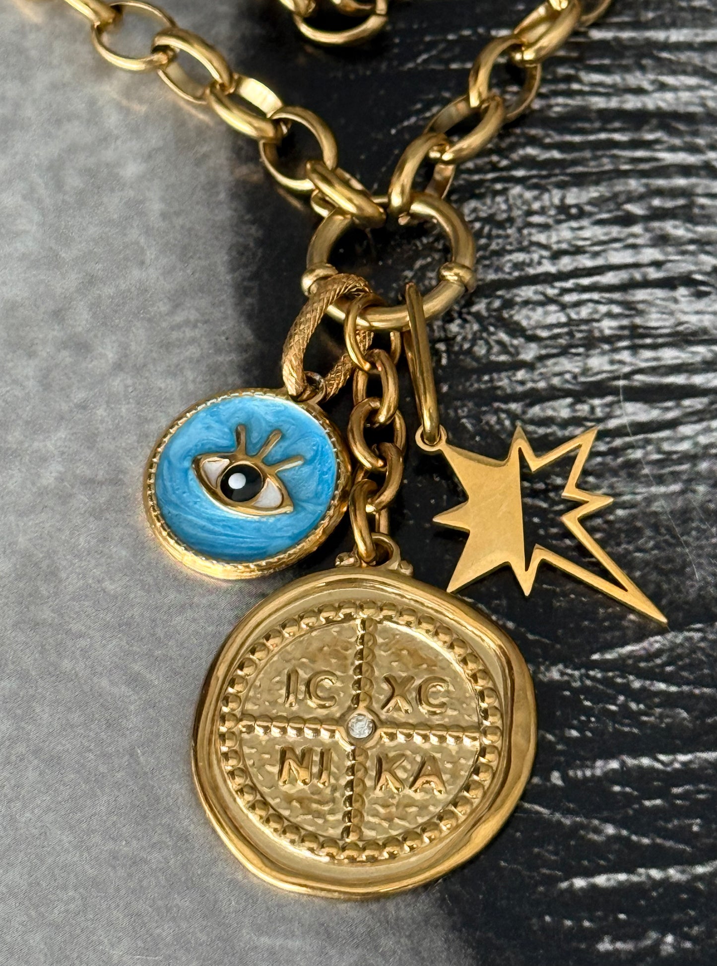 LUCKY ICON CHAIN