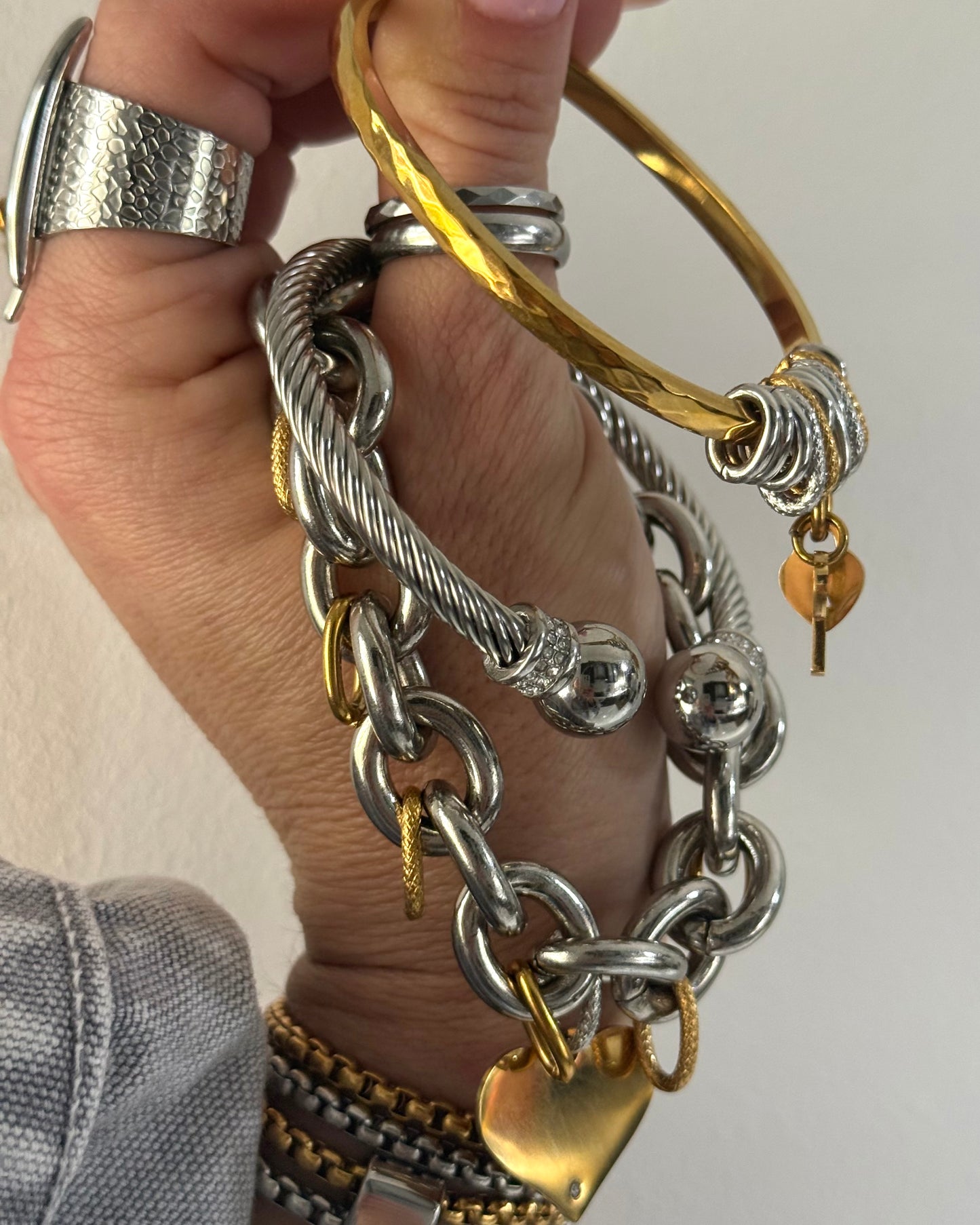 LOCKED IN BANGLE