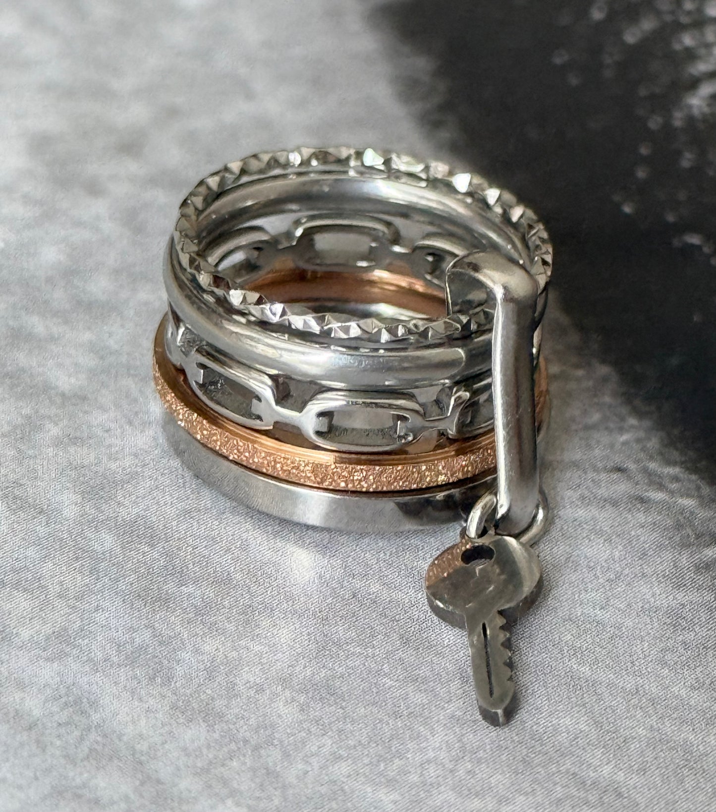 CHEVALIER KEY CHARM RING (Size 5)