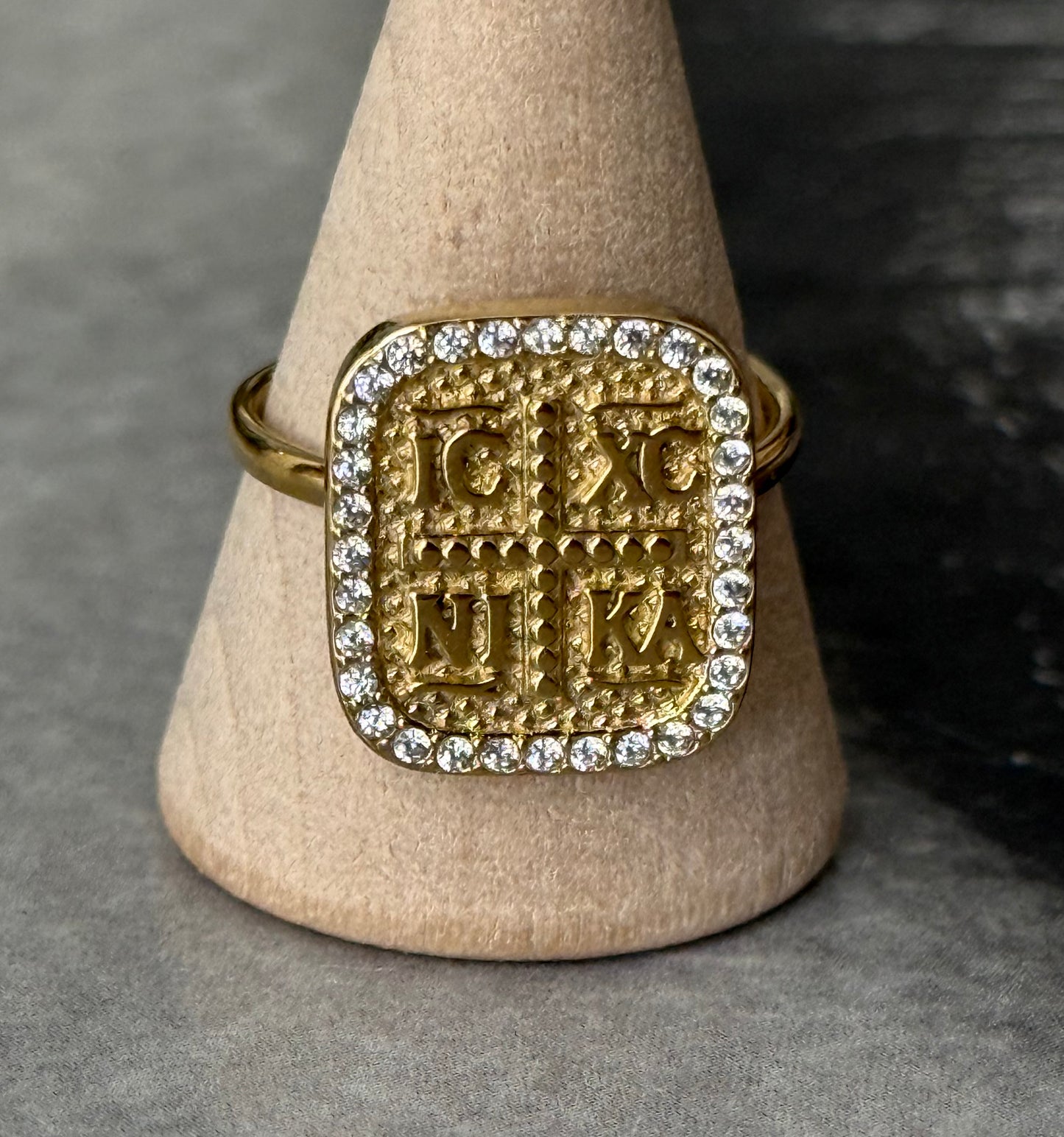 CROSSLINE SQUARE RING