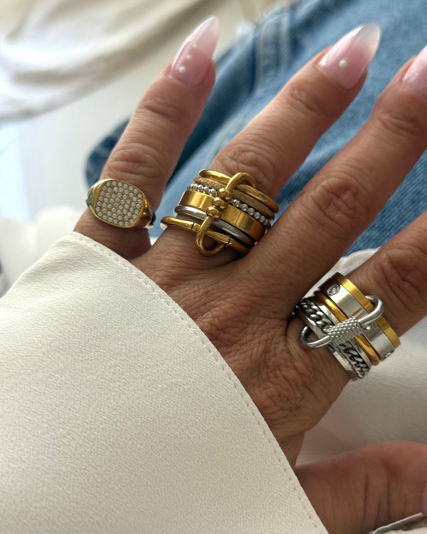 GOLD FUSION RING (SIZE 7)