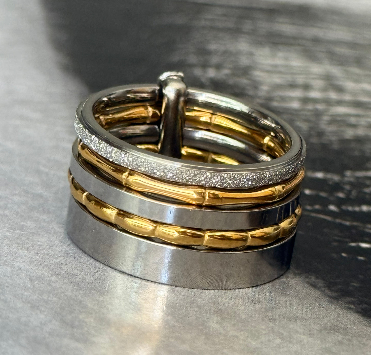 BOLD SPARK RING (Size 9)