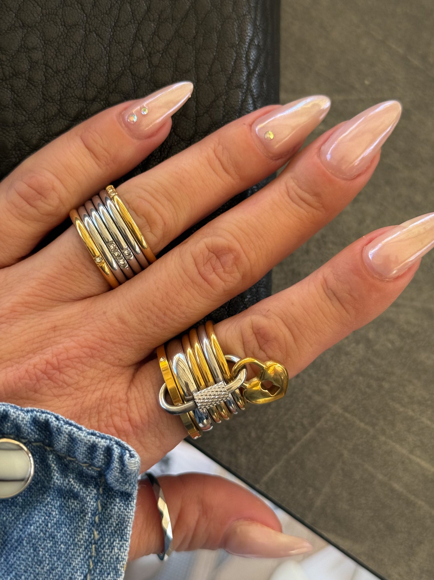 HEARTLOCKER RING (SIZE 8)