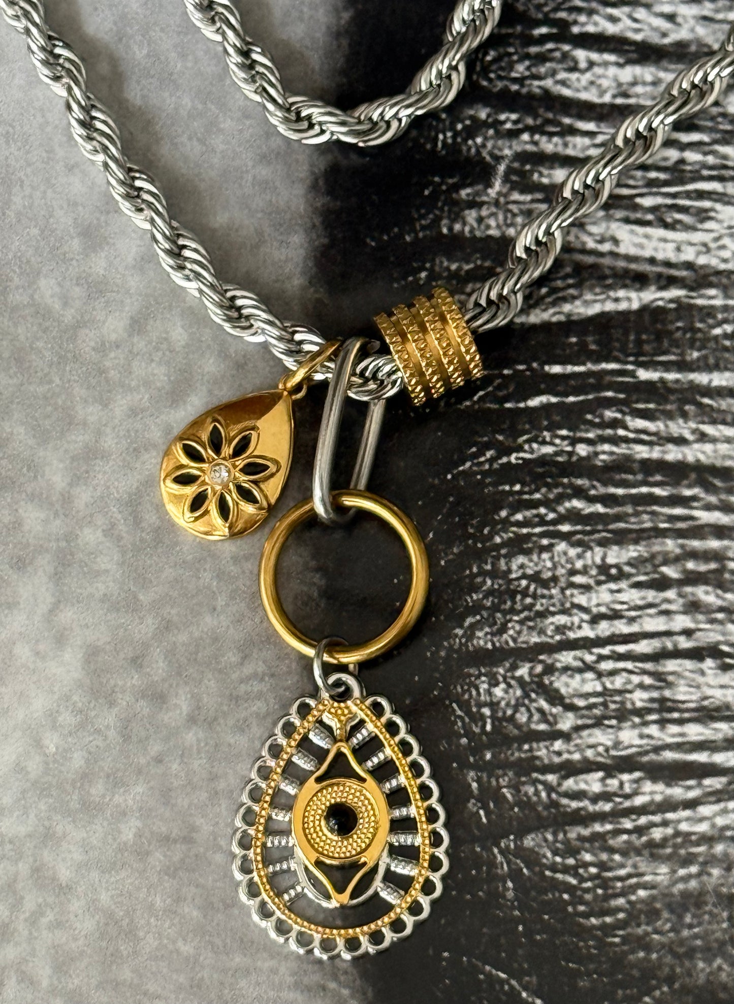 TWISTED EYE TALISMAN