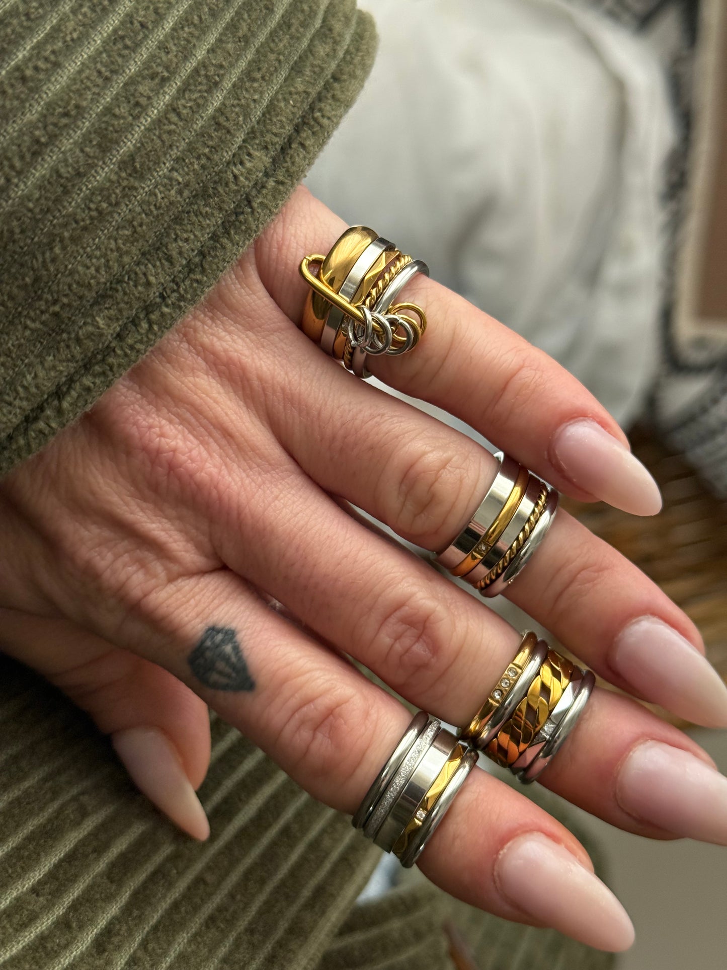 CHEVALIER CHAIN RING (Size 5)