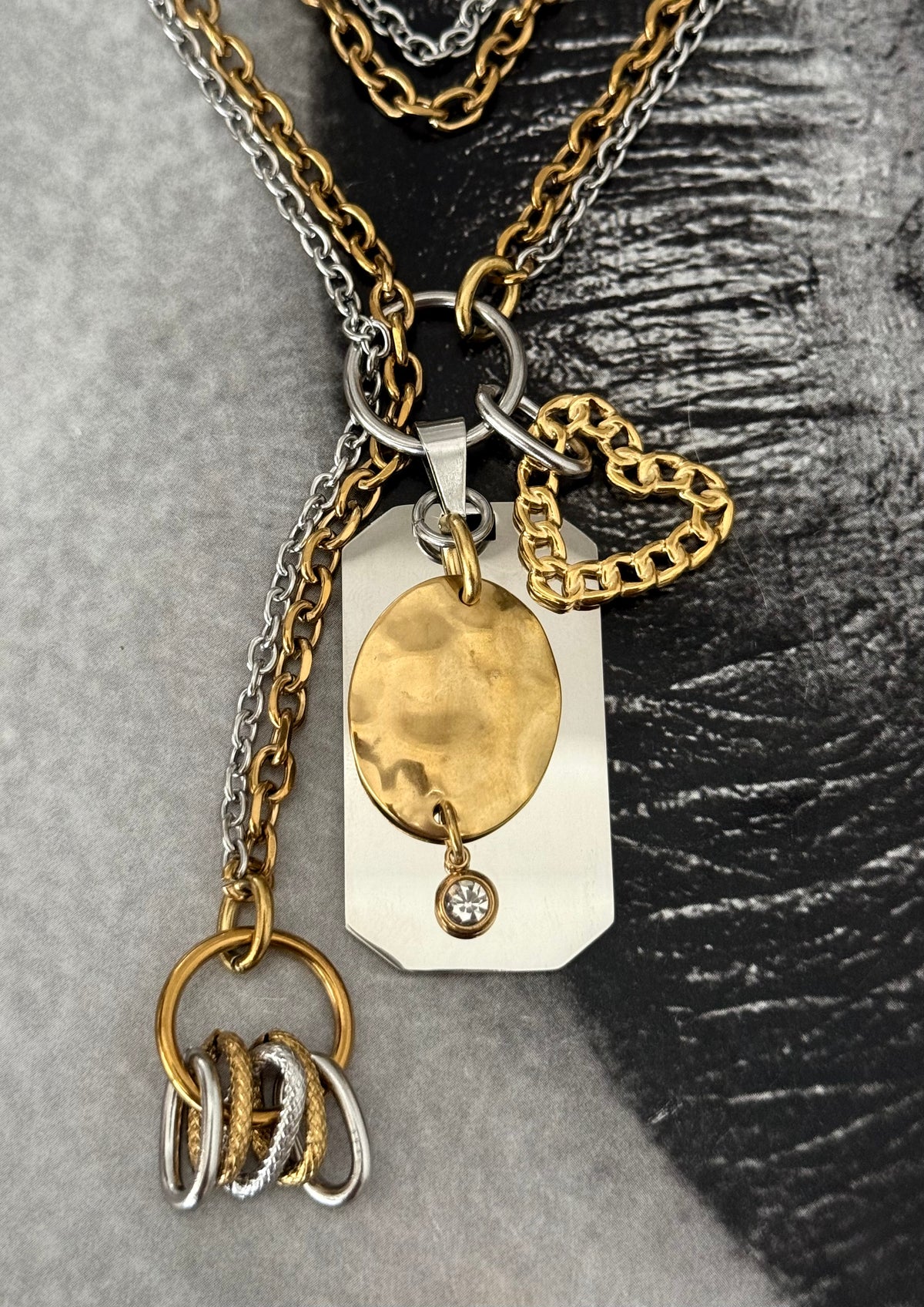 MIXED CHARMS LONG NECKLACE