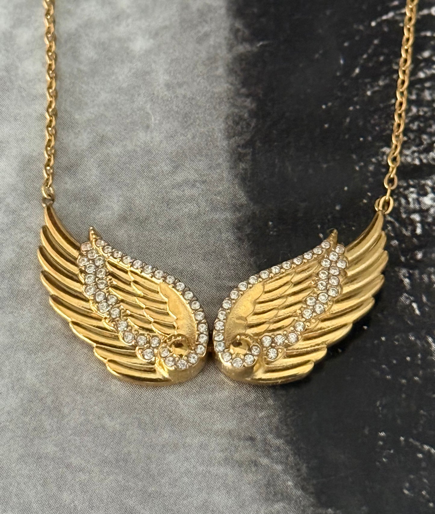 ANGEL WINGS GOLD