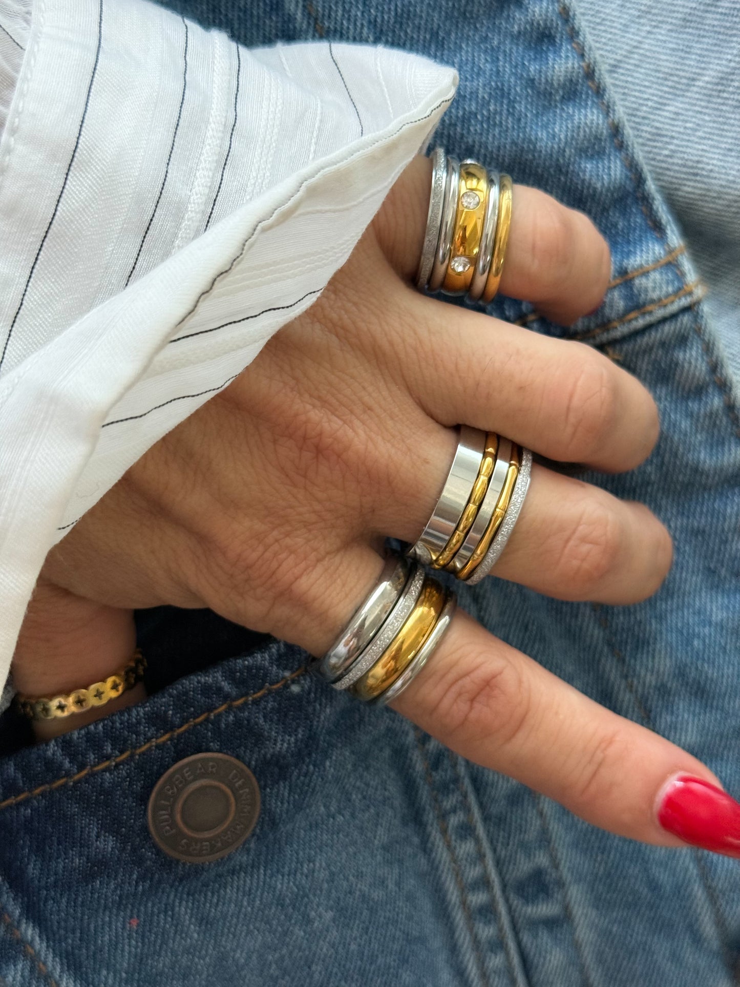CHEVALIER GOLD SHINE RING (Size 6)