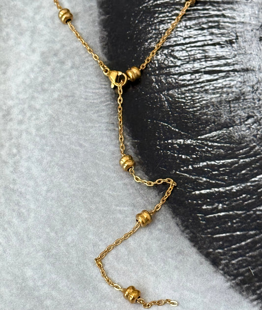 MINIMAL GOLD BEADED CHAIN NECKLACE