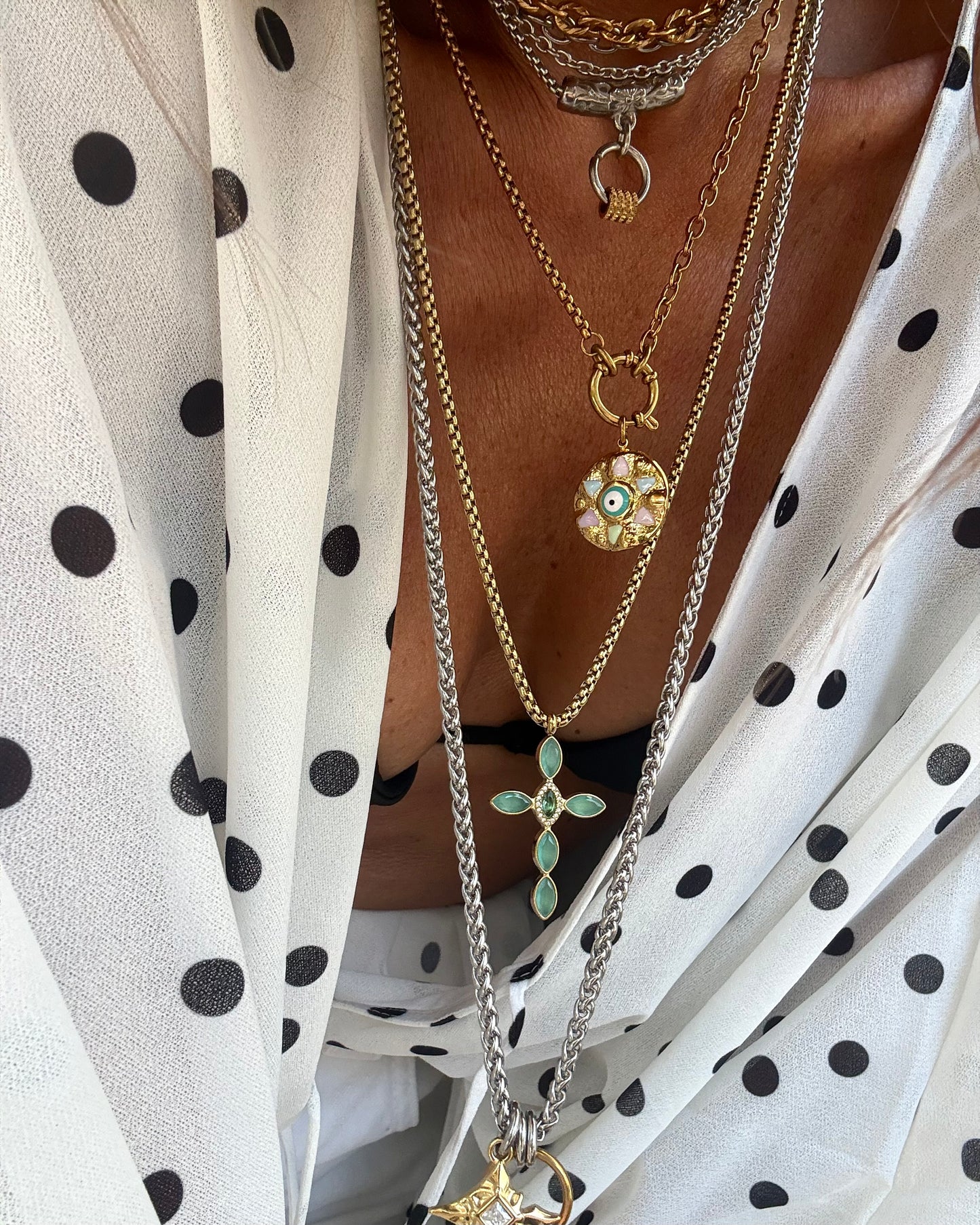PASTEL EYE NECKLACE