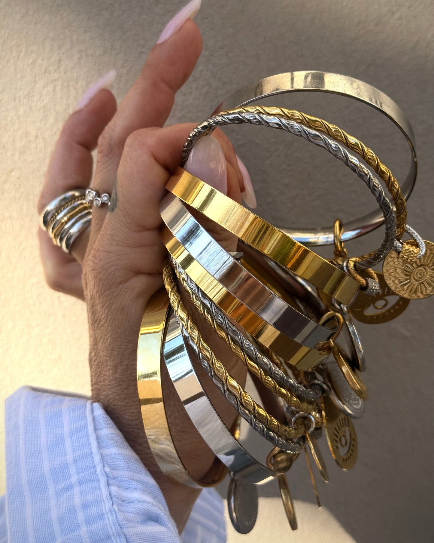 PHAISTOS GOLD BANGLE