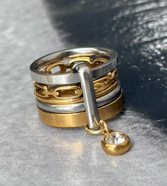 CHEVALIER SPARKLING RING (Size 5)