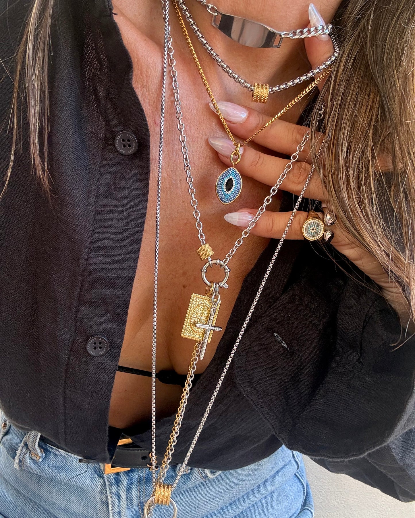 FLEX CROSS NECKLACE