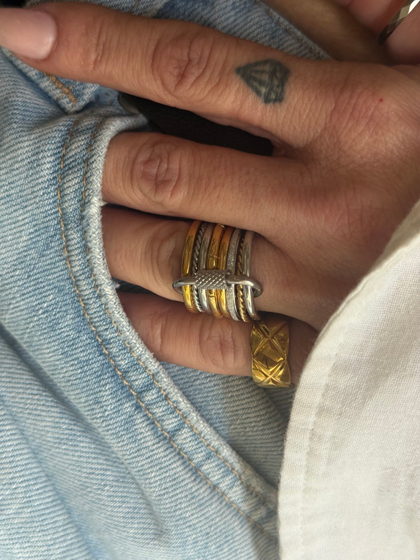 TWIST SET RING (SIZE 7)